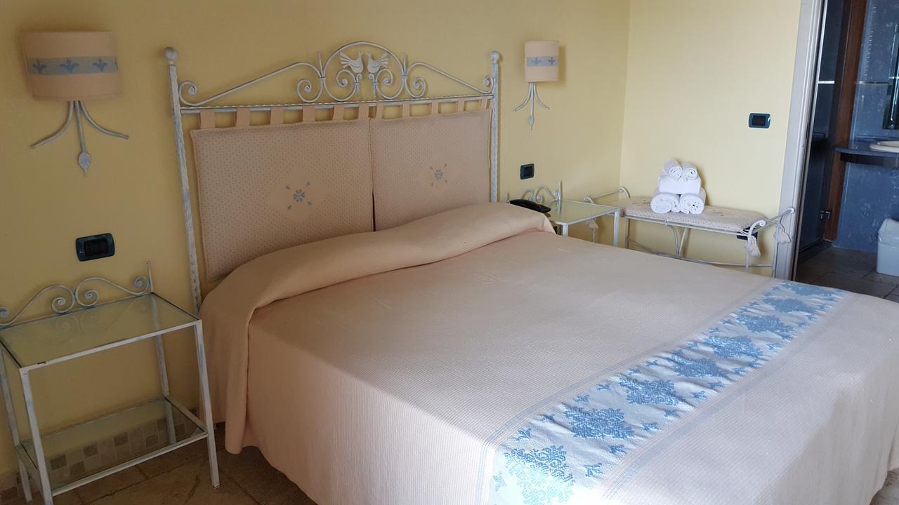 Hotel Corsaro Nero Portu Maga Екстер'єр фото